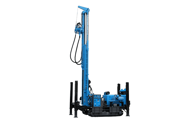 Crawler water well drilling rig